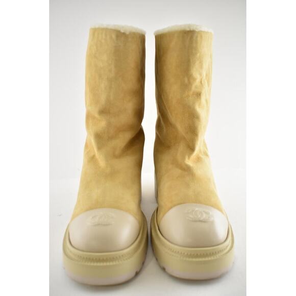 Chanel 20N Beige Suede Shearling Fur CC Cap Toe Pull On Mid Calf Tall Boots 39 - Picture 5 of 12